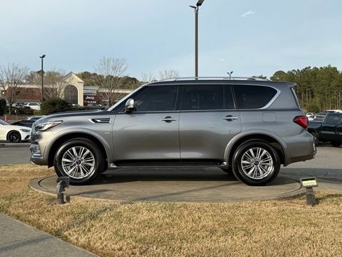 Used 2019 INFINITI QX80 Luxe image 4