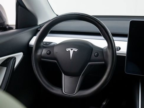 Used 2020 Tesla Model Y Long Range image 10