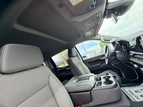 Used 2024 GMC Sierra 1500 Elevation w/ X31 Off-Road Package image 19