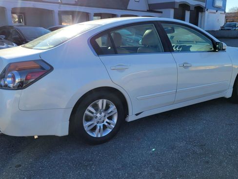 Used 2010 Nissan Altima 2.5 SL w/ SL Pkg image 5