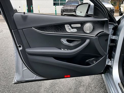 Used 2023 Mercedes-Benz E 350 E 350 image 22