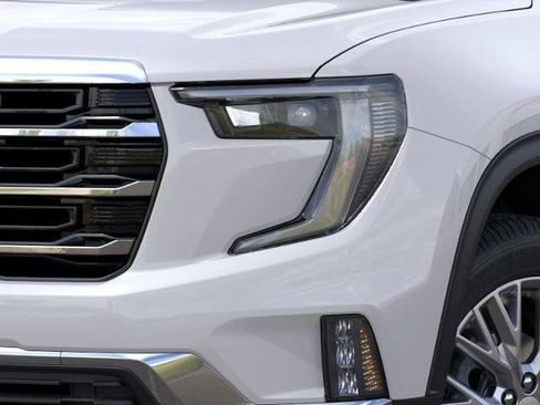 New 2024 GMC Acadia Elevation w/ Luxury Package image 10