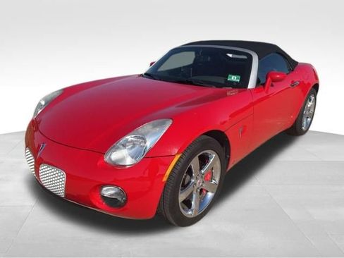 Used 2007 Pontiac Solstice Convertible w/ Premium Package RWD image 7