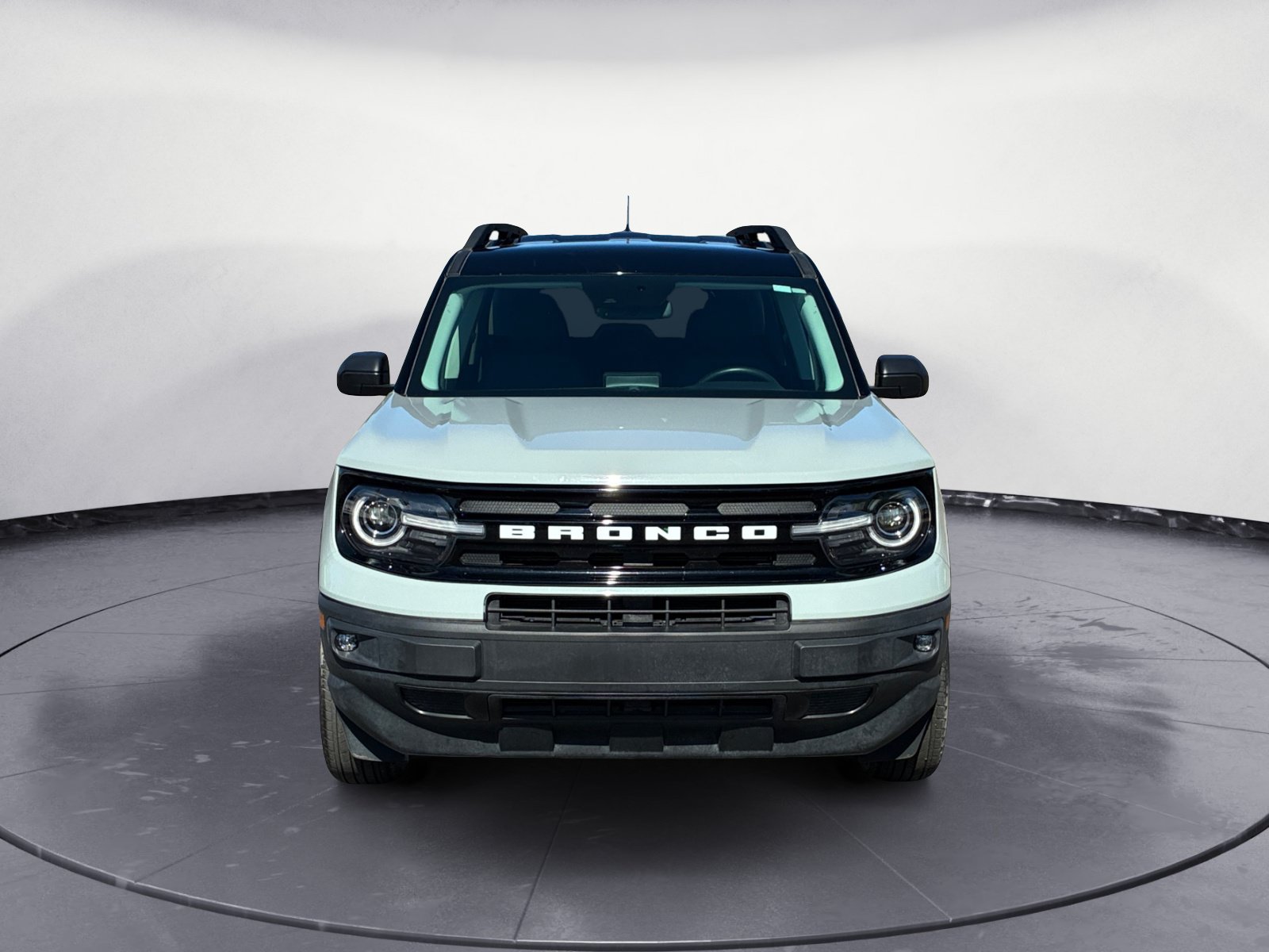 Used 2023 Ford Bronco Sport Outer Banks AWD/4WD image 2
