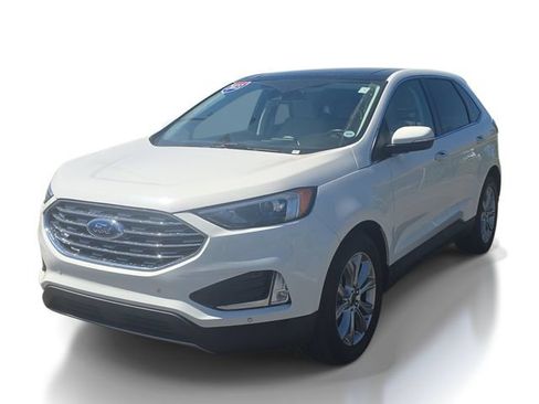 Used 2023 Ford Edge Titanium w/ Class II Trailer Tow Package AWD/4WD image 2