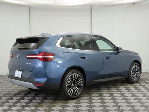 Used 2025 BMW X3 xDrive30i w/ Premium Package AWD/4WD image 6