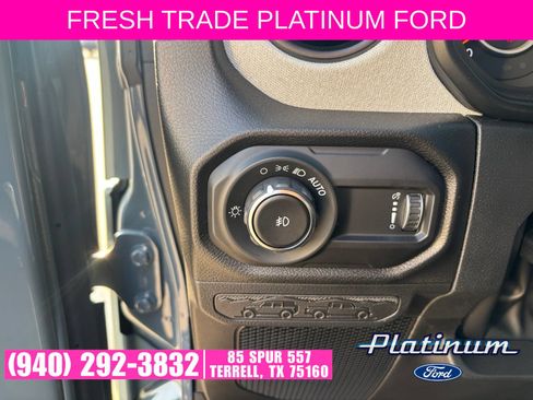 Used 2025 Jeep Wrangler Unlimited Sport AWD/4WD image 20