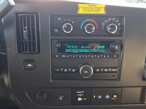 Used 2024 Chevrolet Express 3500 LS image 7