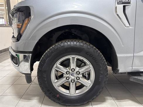 Used 2025 Ford F150 XLT w/ Equipment Group 301A Standard image 7