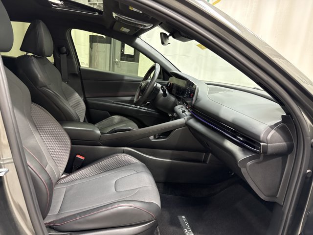 Used 2024 Hyundai Elantra N Line FWD image 31