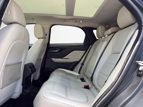 Used 2018 Jaguar F-PACE Prestige AWD/4WD image 24
