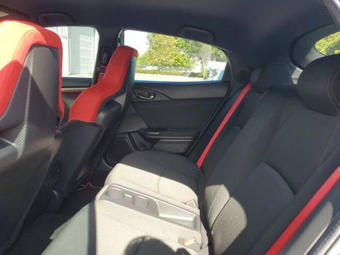 Used 2018 Honda Civic Type R image 11