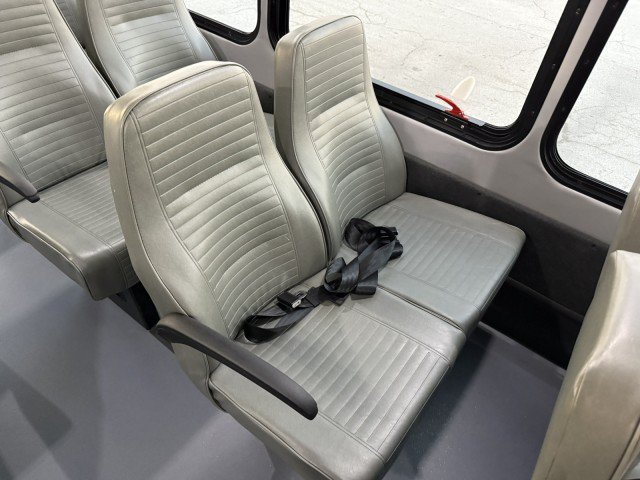 Used 2021 Ford F550 2WD Regular Cab Super Duty image 26