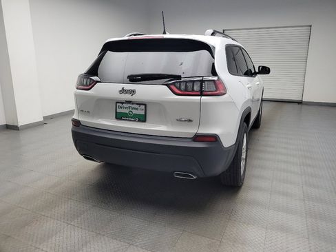 Used 2022 Jeep Cherokee Latitude Lux w/ Sun & Sound Group AWD/4WD image 7
