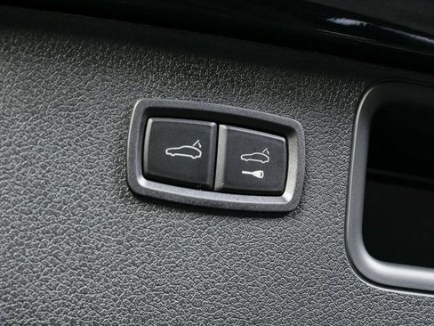 New 2026 Porsche Macan GTS image 31