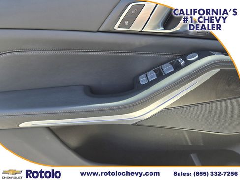 Used 2025 BMW X7 xDrive40i AWD/4WD image 19