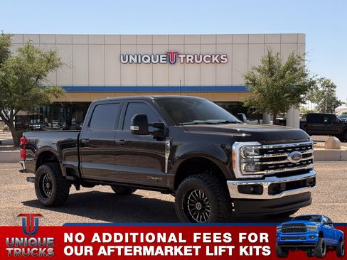 Used 2023 Ford F250 Lariat w/ FX4 Off-Road Package AWD/4WD image 3