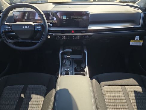 New 2026 Kia Sorento LX FWD image 14