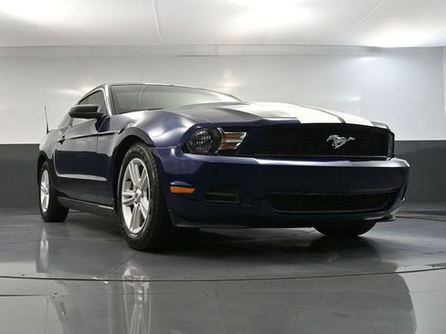 Used 2012 Ford Mustang Coupe image 45