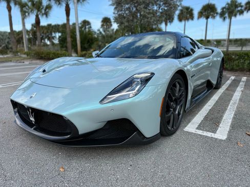 Used 2023 Maserati MC20 Spyder image 7