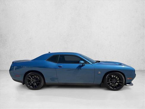 Used 2022 Dodge Challenger R/T Scat Pack w/ Dynamics Package RWD image 4
