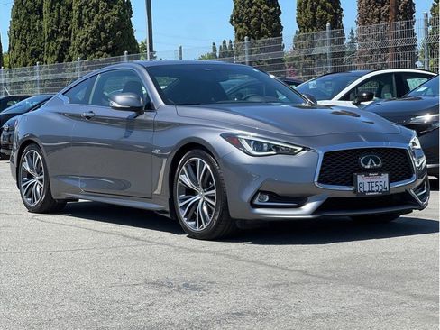 Used 2019 INFINITI Q60 3.0t Luxe RWD image 3