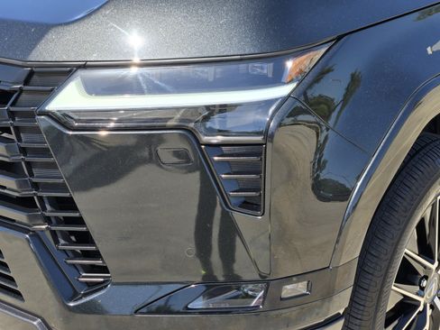 Used 2024 Lexus GX 550 w/ Accessory Package (Z1) AWD/4WD image 37