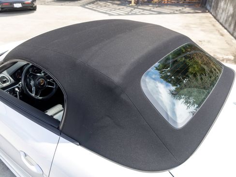 Certified 2024 Porsche 718 Boxster S RWD image 26