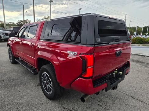 Used 2024 Toyota Tacoma TRD Sport AWD/4WD image 3