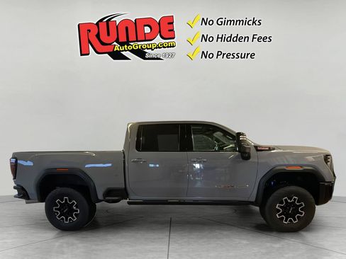 Used 2024 GMC Sierra 2500 AT4X AWD/4WD image 7