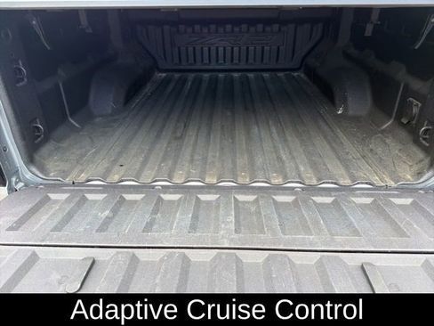 Used 2024 Chevrolet Colorado ZR2 w/ Technology Package AWD/4WD image 16