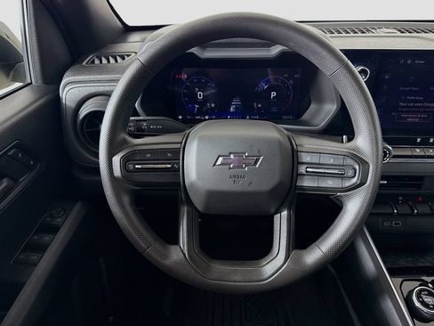 Used 2024 Chevrolet Colorado Trail Boss w/ Advanced Trailering Package AWD/4WD image 11