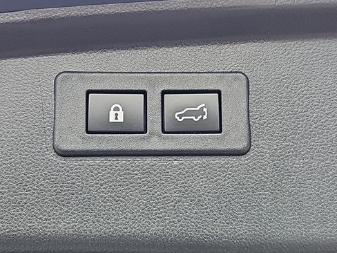 Certified 2025 Subaru Outback Onyx Edition AWD/4WD image 16