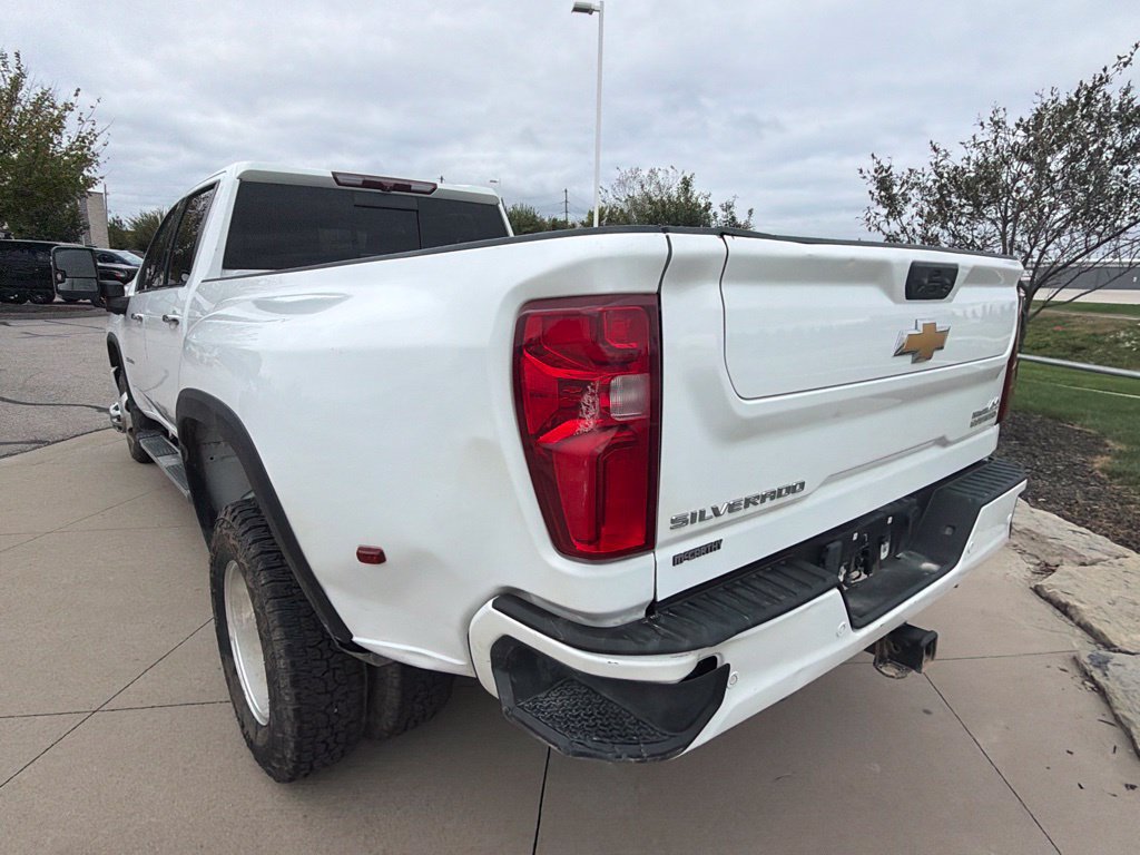 Used 2022 Chevrolet Silverado 3500 High Country w/ Safety Package II AWD/4WD image 20