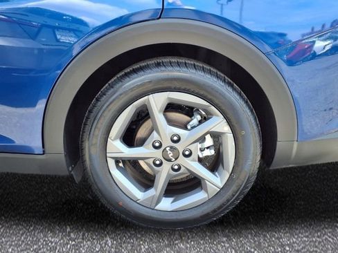 Used 2025 Kia K4 LXS image 6