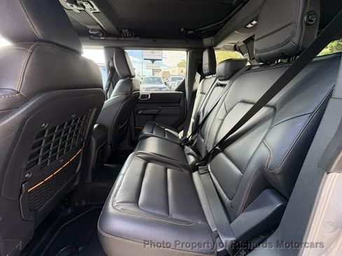 Used 2024 Ford Bronco Badlands AWD/4WD image 20