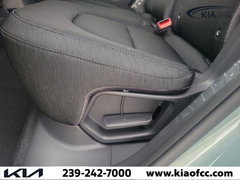 New 2027 Kia Seltos S FWD image 15