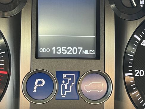 Used 2013 Lexus GX 460 image 20