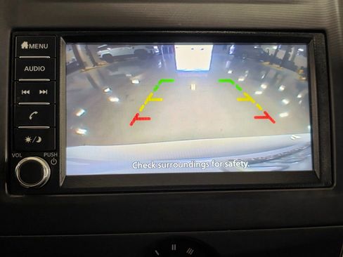 Used 2019 Nissan Versa Note SV FWD image 26
