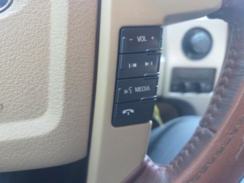 Used 2014 Ford F150 King Ranch w/ King Ranch Luxury Package image 15