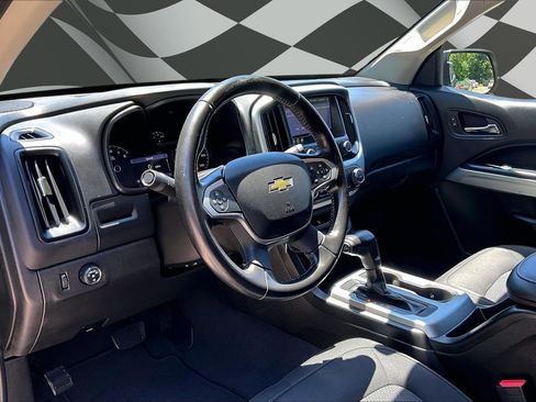 Used 2019 Chevrolet Colorado LT w/ LT Convenience Package RWD image 13