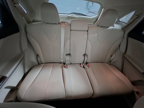 Used 2014 Toyota Venza LE image 31