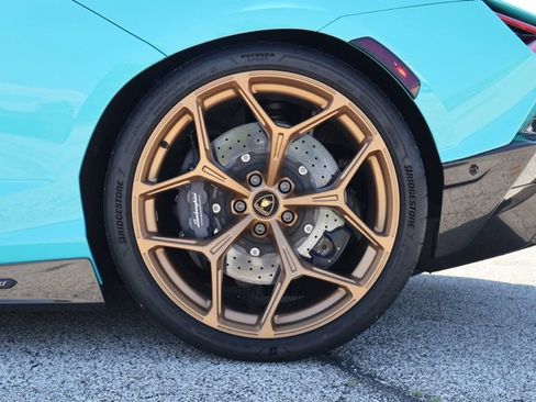 Used 2024 Lamborghini Revuelto AWD/4WD image 43