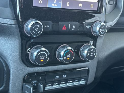 New 2026 RAM 3500 Tradesman w/ Chrome Appearance Group A AWD/4WD image 18