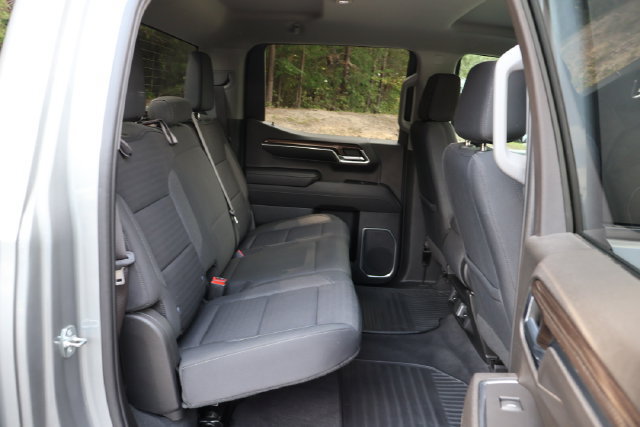 Used 2023 Chevrolet Silverado 1500 LT AWD/4WD image 24