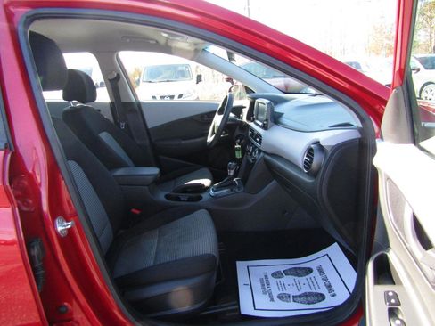 Used 2019 Hyundai Kona SE image 26