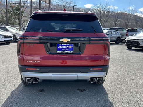 New 2026 Chevrolet Traverse LT w/ Driver Confidence Package image 4