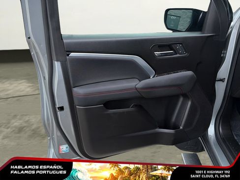 Used 2024 Chevrolet Colorado Z71 w/ Z71 Convenience Package 2 AWD/4WD image 11