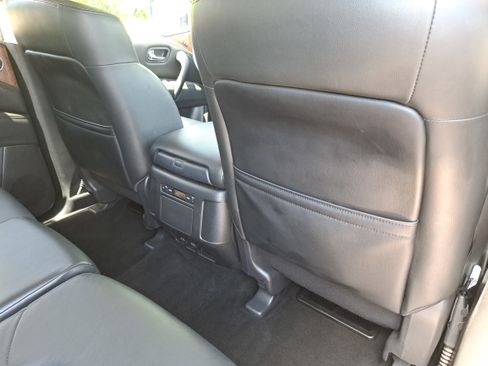 Used 2022 Nissan Armada SL AWD/4WD image 11