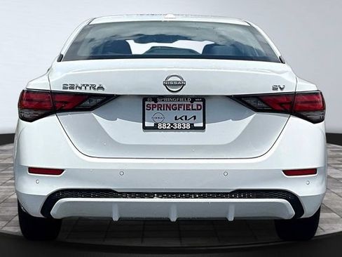 Used 2024 Nissan Sentra SV FWD image 5